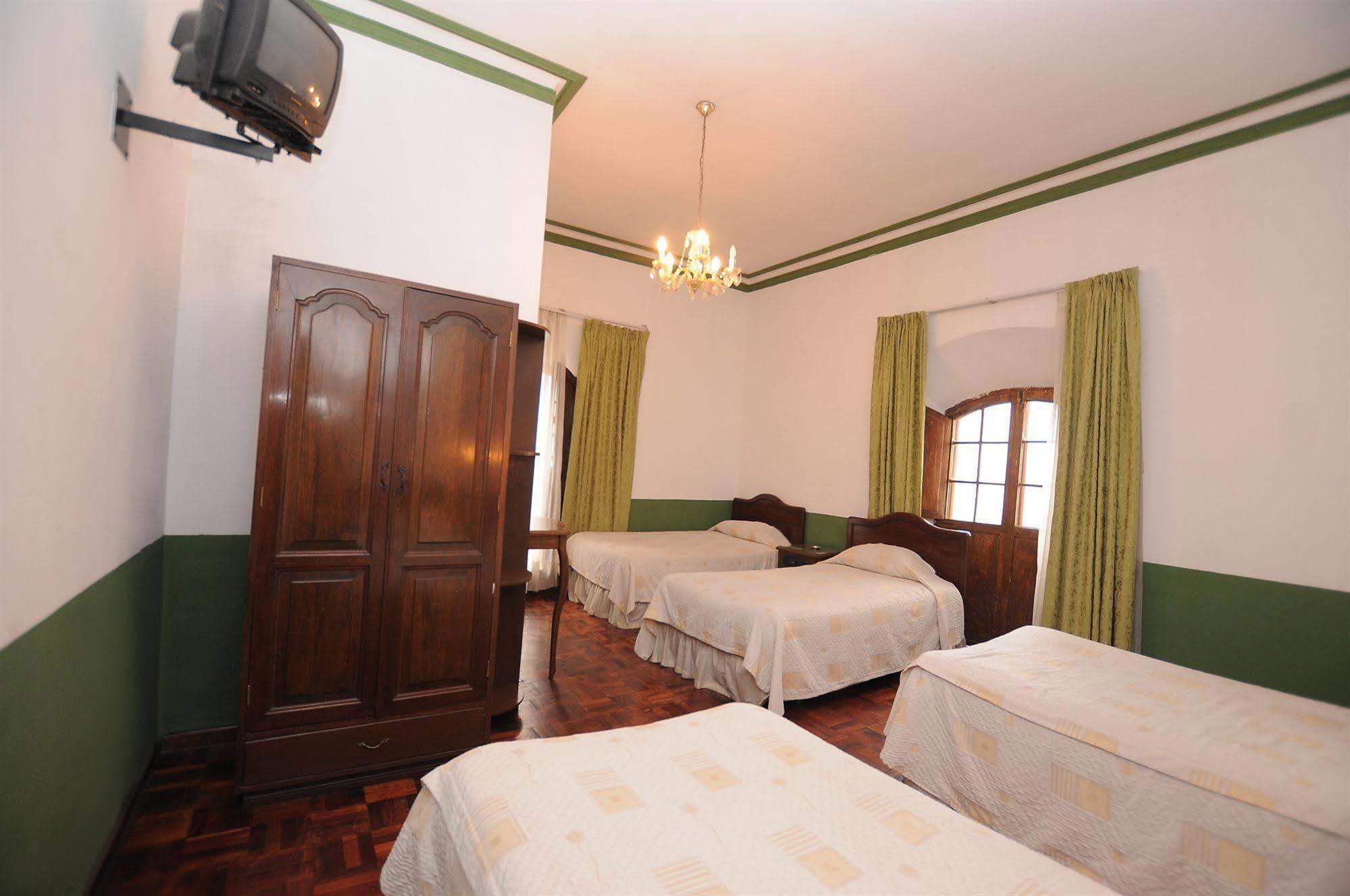 Hostal Recoleta Sur Sucre Exterior photo