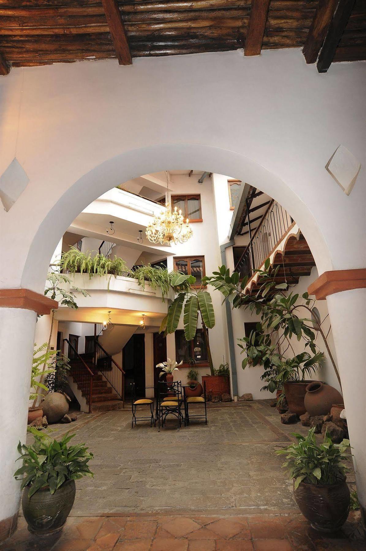 Hostal Recoleta Sur Sucre Exterior photo