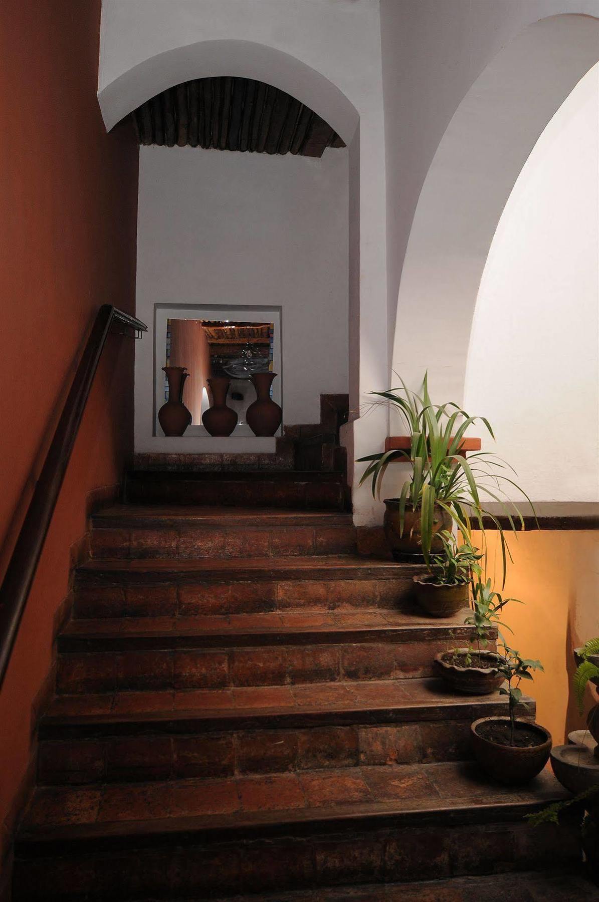 Hostal Recoleta Sur Sucre Exterior photo